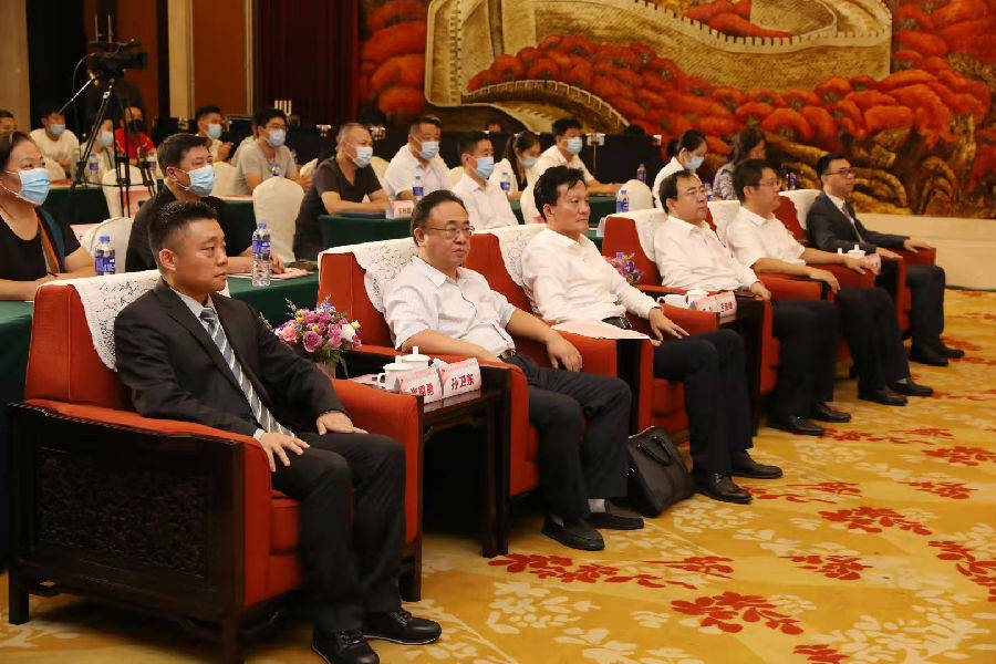 2021年中国开云体育 开云官网沧州玻璃制品出口数字展览会开幕(图2)