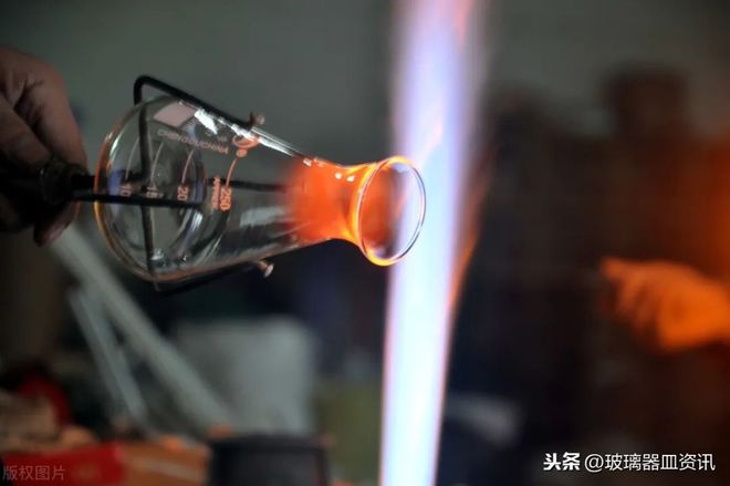 日常生活中我们随处可见的玻璃都有哪些？你觉得这些造型如何？开云 开云体育APP(图2)