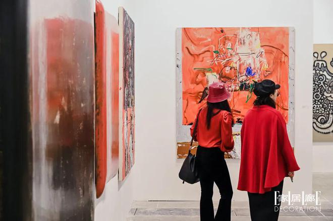 开云 开云体育APP直击上海艺术季现场DECO带你看7大展览、30件新品(图3)