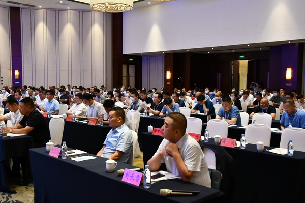 全国玻璃纤维开云 开云体育平台行业工作会在临泉县召开(图3)