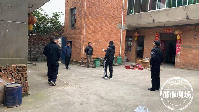 开云 开云体育官网南昌：民房里堆放1000多箱“玻璃制品”全是危险物品