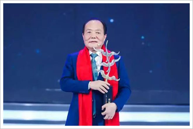 开云体育 开云平台平凡的胜利一位玻纤巨子的“点石成金”之路(图5)