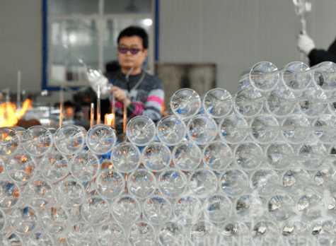 开云 开云体育官网【热点更严重】“中国工艺玻璃之都”新年产销旺