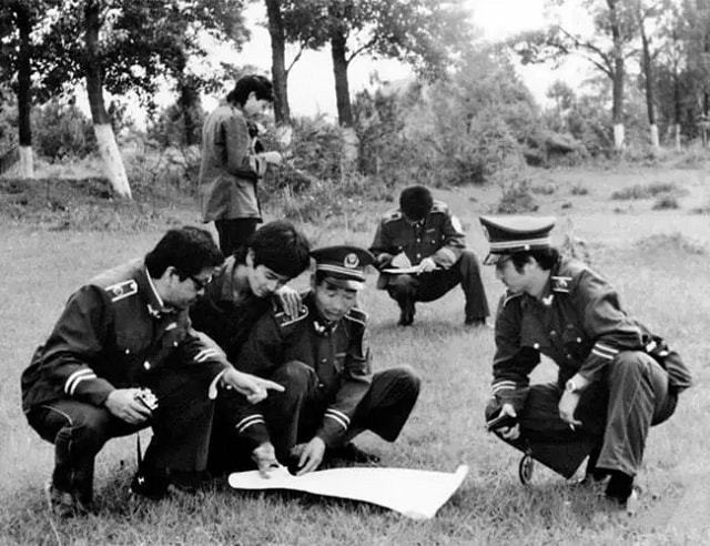 Kaiyun 开云体育1974年河北青梅竹马畸恋谋害堂哥后抛尸荒野300多村民寻尸(图12)