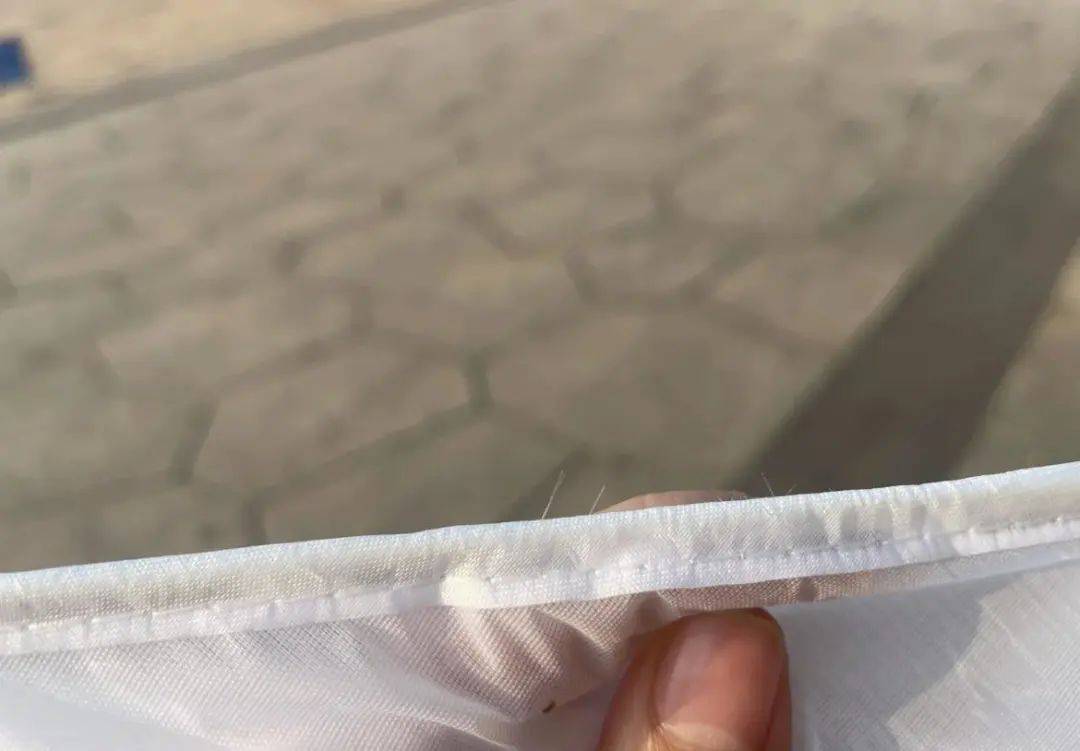 警惕这种玻璃纤维！家里有的赶紧换了！开云 开云体育平台(图1)