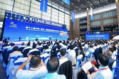 酒博会汇集全球佳酿华富天助力酒业发展Kaiyun 开云(图2)