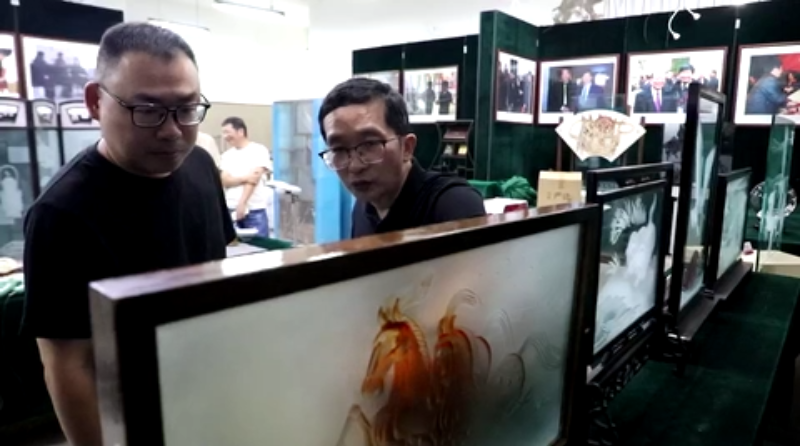 古老Kaiyun 开云体育“玻璃花”再逢灿烂新花期(图4)