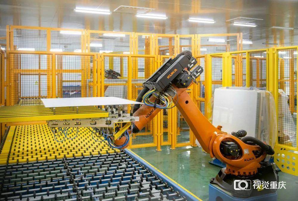 Kaiyun 开云体育为国产高端手机造玻璃 这家企业人均产值高达240万元